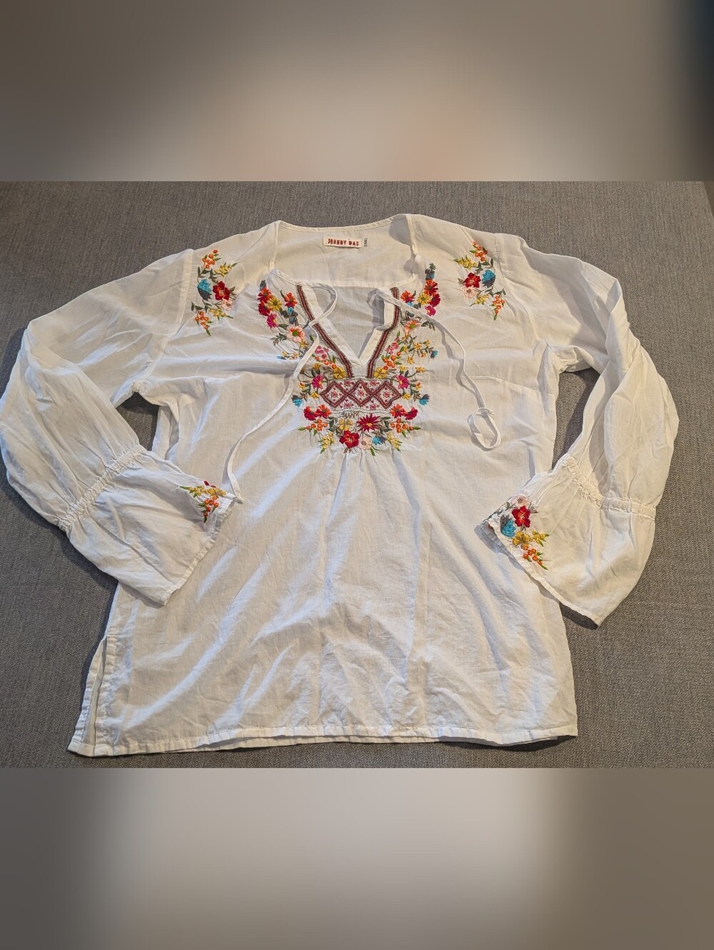 Johnny Was Boho Tunic Blouse White Cotton Floral Embroidery Long Sleeve Size M